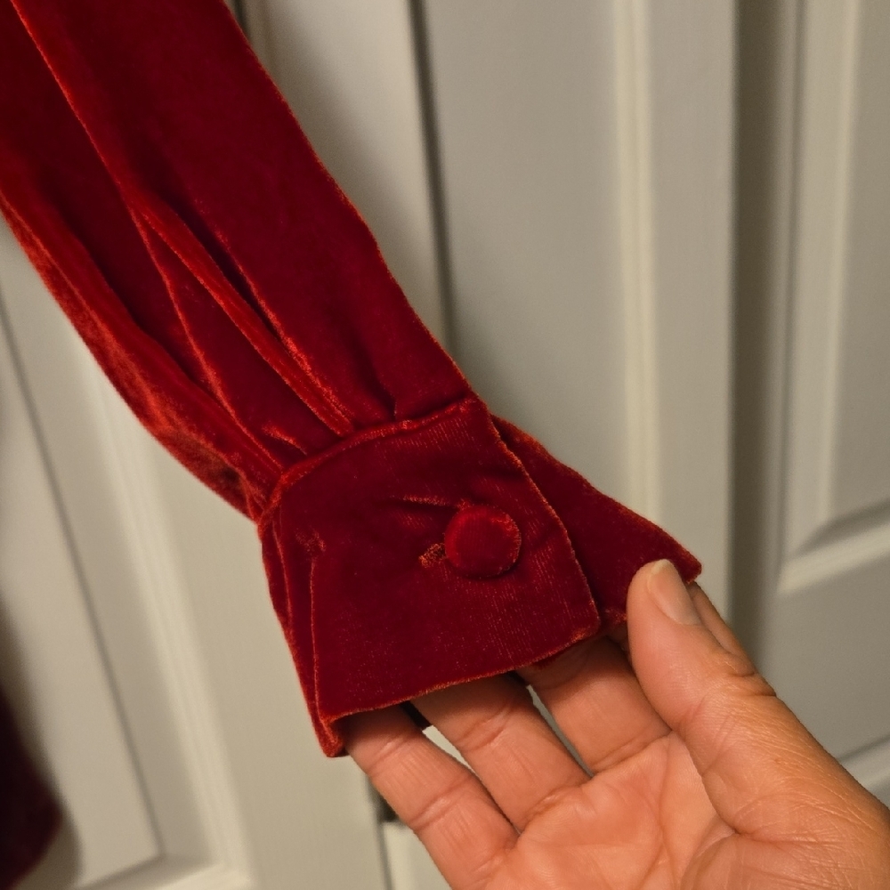 Eddie Bauer Women's Eddie Bauer Rich Red Velvet Shirt ❤️ Size M - Picture 3 of 10